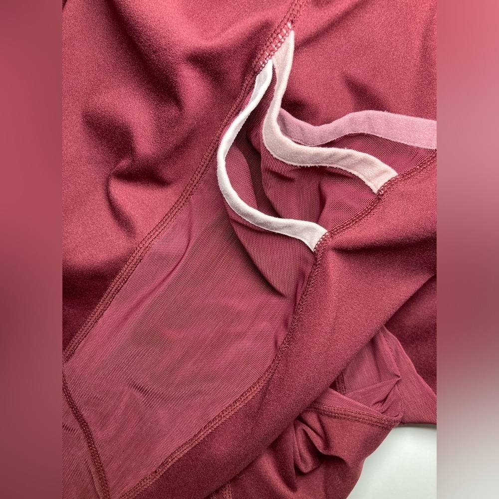 Fabletics Leggings Size M - image 6